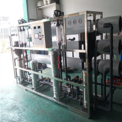 滁州市電子化纖廠(chǎng)生產(chǎn)用去離子水 3噸反滲透設(shè)備選型與技術(shù)解析